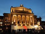 Оргкомитет частной немецкой премии "Квадрига" принял решение не проводить в этом году церемонию награждения, которая традиционно происходит в День германского единства - 3 октября