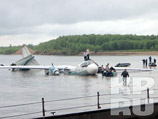 Ан-24, летевший по маршруту "Томск - Сургут", 11 июля совершил вынужденную посадку на реке Обь в 25 километрах от города Стрежевого на севере Томской области