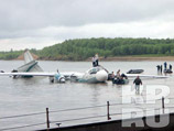 Ан-24, летевший по маршруту "Томск - Сургут", 11 июля совершил вынужденную посадку на реке Обь в 25 километрах от города Стрежевого на севере Томской области Ан-24, летевший по маршруту "Томск - Сургут", 11 июля совершил вынужденную посадку на реке Обь в 25 километрах от города Стрежевого на севере Томской области