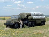 На вооружении российской армии в дополнение к надувным макетам истребителей и танков скоро появятся подобные макеты зенитных ракетных комплексов (ЗРК), имитирующих реальные средства ПВО На вооружении российской армии в дополнение к надувным макетам истребителей и танков скоро появятся подобные макеты зенитных ракетных комплексов (ЗРК), имитирующих реальные средства ПВО