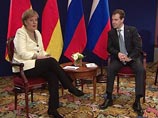 Медведев в Германии: эксперты ждут, что Меркель доверительно объяснится с ним, а он предложит сомнительный проект