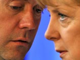 Медведев и Меркель разыграли в Ганновере "предвыборный мини-спектакль": он хитро намекал, она подыгрывала