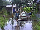 Тайфун "Пропирун", обрушивший вчера на Приморье полуторамесячную норму осадков, ушел также внезапно, как и появился