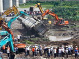 Среди 35 погибших в результате столкновения двух скоростных поездов, произошедшего в минувшую субботу в китайской провинции Чжэцзян, оказался один гражданин России