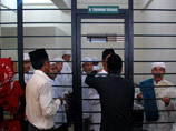 В Индонезии погромщики-исламисты, убившие трех сектантов, получили по 3-6 месяцев тюрьмы