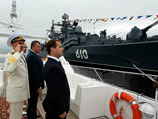 Медведев, рассорившись с Украиной перед днем ВМФ, отказался ехать в Севастополь