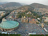 Место паломничества католиков в Мехико пополнится огромным стеклянным крестом со смотровой площадкой