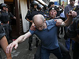 Оппозиционер Удальцов получил 15 суток ареста за акцию на Триумфальной площади и объявил голодовку Оппозиционер Удальцов получил 15 суток ареста за акцию на Триумфальной площади и объявил голодовку