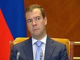 В элитном доме, где у Медведева есть квартира, загорелась крыша В элитном доме, где у Медведева есть квартира, загорелась крыша