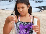 Гавайская девочка нашла послание в бутылке, отправленное мальчиком из американского штата Орегон 