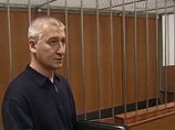 Во Владивостокском гарнизонном суде продолжается процесс по делу майора запаса Игоря Матвеева, ставшего известным после публикации видео с разоблачениями коррупции командования