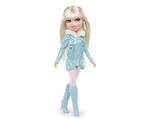 Фирма MGA была малоизвестным производителем игрушек до тех пор, пока в 2001 году бывший дизайнер Барби Картер Браинт не запустил серию кукол для девочек Bratz