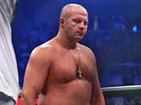 Strikeforce не может уволить Федора Емельяненко из-за скромных результатов Strikeforce не может уволить Федора Емельяненко из-за скромных результатов