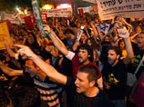Акция протеста под лозунгом "Народ требует социальной справедливости", прошедшая в Тель-Авиве, стала одной из самых крупных в истории Израиля. По оценкам полиции, в ней участвовали порядка 300 тысяч человек