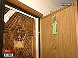 Тела трех мальчиков (трех, четырех и девяти лет), их мамы и бабушки полицейские нашли в одной из квартир на улице Кутузова в Туле 1 августа