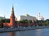 "НГ": В Кремле подумывают о конкуренции Путина и Медведева на выборах-2012