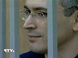 Бывший зэк выиграл суд у начальника колонии, где ему якобы сломали руку за неспособность убить Ходорковского