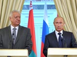 Путин утешил страдающую от санкций Белоруссию: пострадают те, кто их ввел Путин утешил страдающую от санкций Белоруссию: пострадают те, кто их ввел
