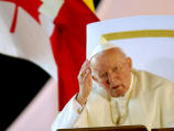 На Всемирные дни молодежи в Мадрид доставлена капсула с кровью Иоанна Павла II