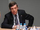 "Рособоронэкспорт" продолжает поставки вооружений в Сирию по ранее заключенным контрактам, заявил гендиректор предприятия Анатолий Исайкин "Рособоронэкспорт" продолжает поставки вооружений в Сирию по ранее заключенным контрактам, заявил гендиректор предприятия Анатолий Исайкин
