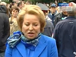 Петербург попрощался с Матвиенко. Блоггеры разоблачили "секретную бригаду" бабушек-наемниц (ВИДЕО) Петербург попрощался с Матвиенко. Блоггеры разоблачили "секретную бригаду" бабушек-наемниц (ВИДЕО)