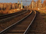 Для непосредственного осуществления грандиозного плана, оцениваемого в более чем 99 млрд долларов, российская сторона должна завершить к 2013 году почти 800-километровый отрезок железной дороги