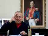 Сто молодых венесуэльцев постриглись налысо в знак солидарности с Уго Чавесом Сто молодых венесуэльцев постриглись налысо в знак солидарности с Уго Чавесом