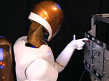 На МКС активировали человекоподобного робота-андроида. Он написал о своих ощущениях в Twitter (ВИДЕО)