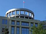 Мосгорсуд отменил решение об освобождении под залог в пять миллионов рублей чемпиона мира по самбо Расула Мирзаева, обвиняемого в нанесении побоев 19-летнему Ивану Агафонову, который вскоре после этого скончался Мосгорсуд отменил решение об освобождении под залог в пять миллионов рублей чемпиона мира по самбо Расула Мирзаева, обвиняемого в нанесении побоев 19-летнему Ивану Агафонову, который вскоре после этого скончался