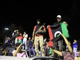 Ливийские повстанцы заявили, что Каддафи отравил воду в Триполи - есть жертвы