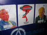 Барнаульский "секс-скандал" с "новыми героями" - Путиным и Медведевым - взбудоражил израильскую прессу (ФОТО)