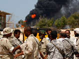 Ливия медленно, но верно окончательно переходит в руки повстанцев: в понедельник они окружили Сирт