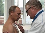 Визит Владимира Путина в смоленскую клиническую больницу вызвал переполох у местных чиновников. Как утверждает издание со ссылкой на очевидца, к приезду высокопоставленного гостя медучреждение приукрасили, а персоналу запретили говорить о своих низких зар