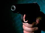 В ходе конфликта двух групп мужчин, "одна из которых обладала ярко выраженной кавказской внешностью, а вторая - азиатской", кто-то схватился за оружие В ходе конфликта двух групп мужчин, "одна из которых обладала ярко выраженной кавказской внешностью, а вторая - азиатской", кто-то схватился за оружие