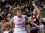 Российские баскетболисты "родили" первую победу на чемпионате Европы 