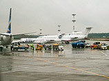 В связи с дефицитом авиатоплива в аэропортах столицы Минтранс намерен обратиться в Росрезерв с просьбой о поставке 180 тысяч тонн