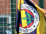Турецкий футбольный клуб "Фенербахче" обратился в Спортивный арбитражный суд (CAS) с иском в отношении УЕФА и Федерации футбола Турции, исключивших его из числа участников Лиги чемпионов на 2011 и 2012 годы