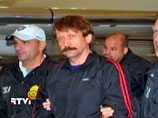По мнению судьи, Виктор Бут не торговал оружием, а лишь перевозил его По мнению судьи, Виктор Бут не торговал оружием, а лишь перевозил его