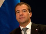 Медведев едет в Ярославль на место крушения самолета