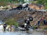 Обследование попавших в Волгу обломков Як-42 прервано до рассвета Обследование попавших в Волгу обломков Як-42 прервано до рассвета