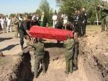 Ростовские чиновники прервали похороны советских воинов: это просто "два мешка костей" Ростовские чиновники прервали похороны советских воинов: это просто "два мешка костей"