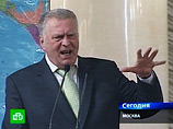 Правозащитников возмутил предвыборный лозунг ЛДПР "За русских!". Посчитав его националистическим, они собираются обратиться в Центризбирком с просьбой вынести предупреждение партии. Зато лозунг, что вполне ожидаемо, оценили националисты Правозащитников возмутил предвыборный лозунг ЛДПР "За русских!". Посчитав его националистическим, они собираются обратиться в Центризбирком с просьбой вынести предупреждение партии. Зато лозунг, что вполне ожидаемо, оценили националисты