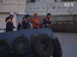 Один человек погиб при столкновении катера с сухогрузом в порту Владивостока