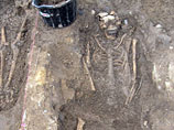 При раскопках на кладбище у средневековой церкви в Ирландии найдены скелеты двух "зомби"
