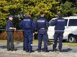 Полиция Финляндии ищет погромщиков, которые целенаправленно уничтожают имущество россиян, скупающих за границей собственность. Предполагается, что преступники действуют из националистических побуждений Полиция Финляндии ищет погромщиков, которые целенаправленно уничтожают имущество россиян, скупающих за границей собственность. Предполагается, что преступники действуют из националистических побуждений