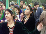 Правозащитники: директор туркменской прядильной фабрики снабжал ашхабадских чиновников девственницами