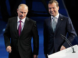 Уже менее чем через восемь месяцев Владимир Путин вернется в Кремль, а его премьерское кресло займет Дмитрий Медведев, который отбыл на посту президента один четырехлетний срок и согласился не выдвигаться на второй - с 2012 года уже шестилетний