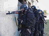 Под Одессой в бою с бандой киллера-россиянина убиты спецназовец и гаишник, а еще 4 милиционера ранены Под Одессой в бою с бандой киллера-россиянина убиты спецназовец и гаишник, а еще 4 милиционера ранены