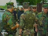 В Цхинвали вооруженные сторонники кандидата в президенты Тедеева попытались захватить ЦИК в здании правительства
