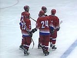 Российские хоккеисты одержали первую победу на турнире "Ческе Пойиштовна", проходящем в чешском городе Злин